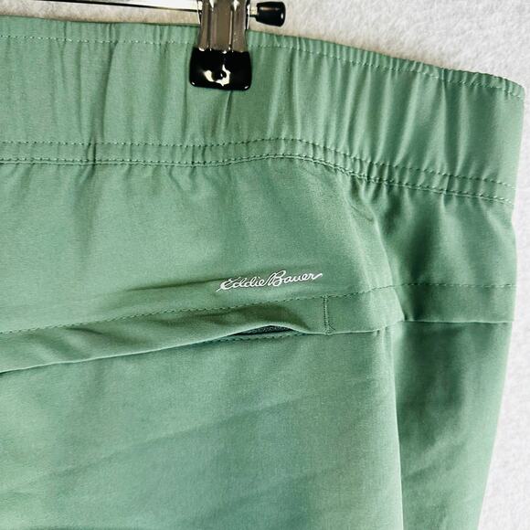 Eddie Bauer Womans Sz XXL Traveler Pants Pull On Green Hiking Camping Ankle - Picture 7 of 9